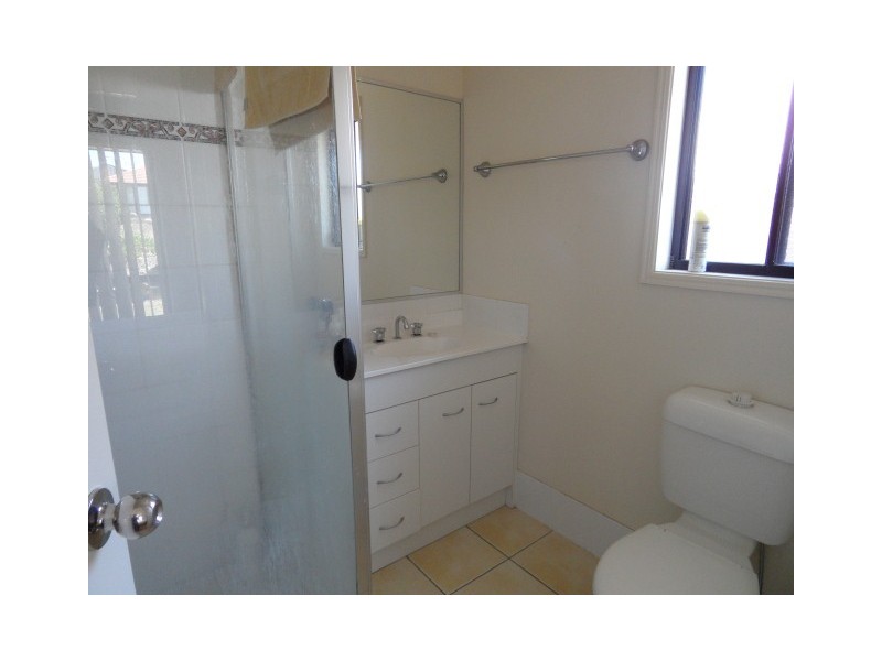 9 Wareena Cresent, Glenvale QLD 4350