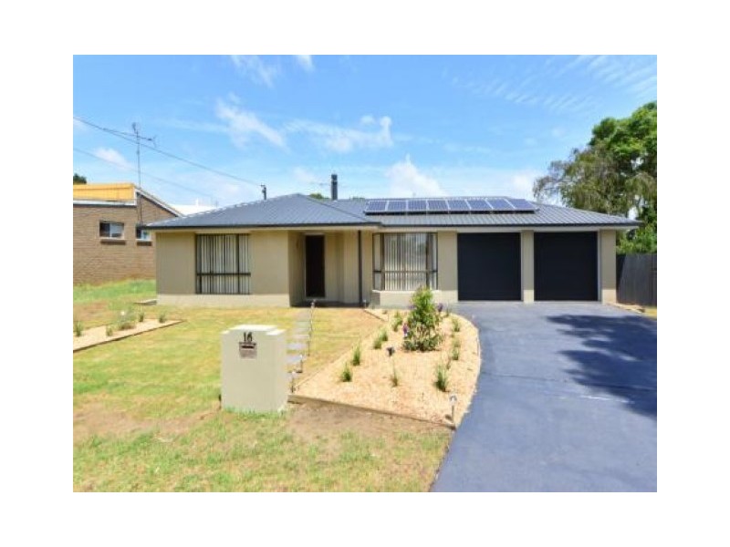 16 Crosby Street, Darling Heights QLD 4350
