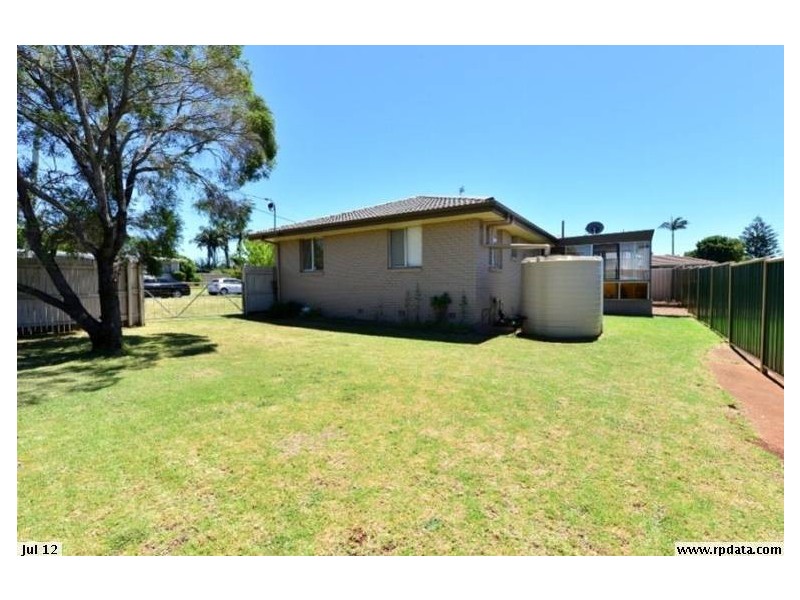 2/38 Paradise Street, Harristown QLD 4350