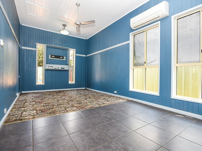 204 Taylor Street, Newtown QLD 4350