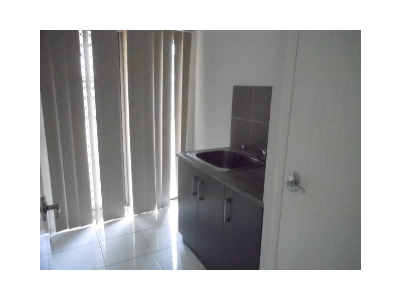10 Cuttaburra Cresent, Glenvale QLD 4350