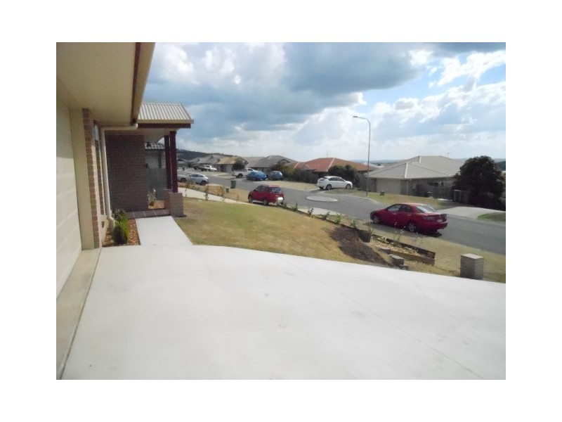 10 Cuttaburra Cresent, Glenvale QLD 4350