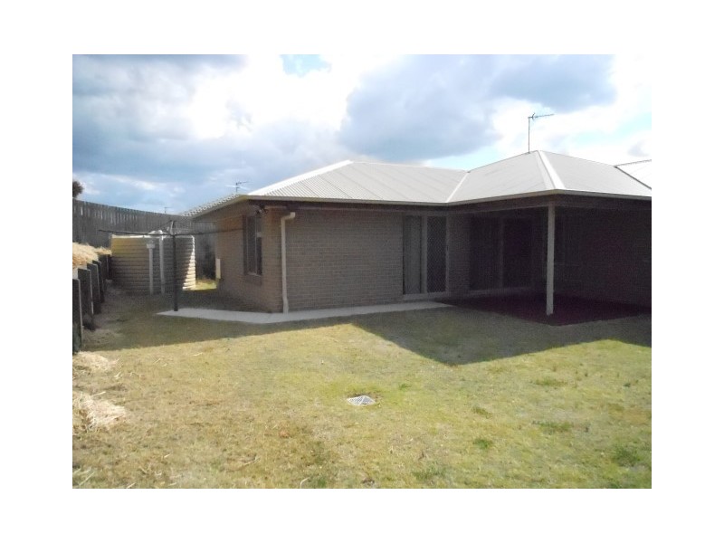 10 Cuttaburra Cresent, Glenvale QLD 4350