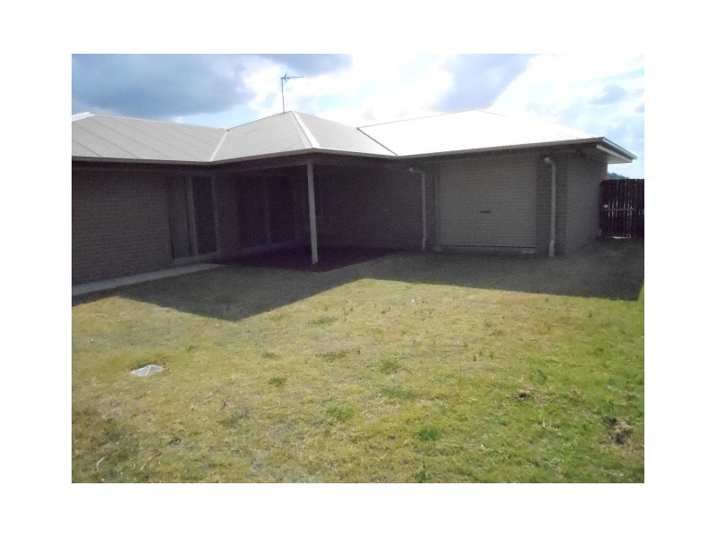 10 Cuttaburra Cresent, Glenvale QLD 4350