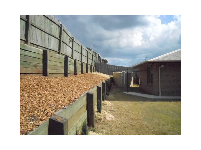 10 Cuttaburra Cresent, Glenvale QLD 4350