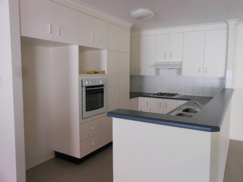 14 Biscay Crescent, Glenvale QLD 4350