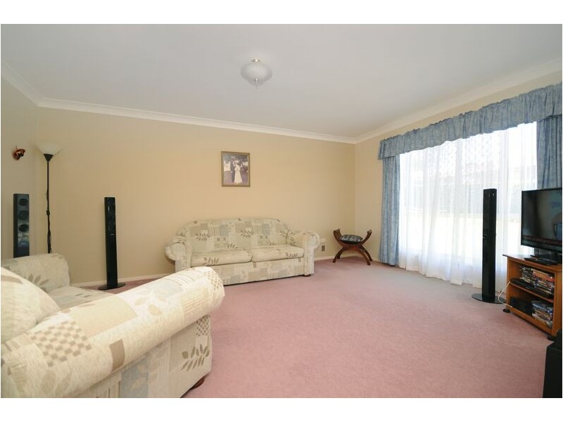 15 Caribou Court, Wilsonton QLD 4350