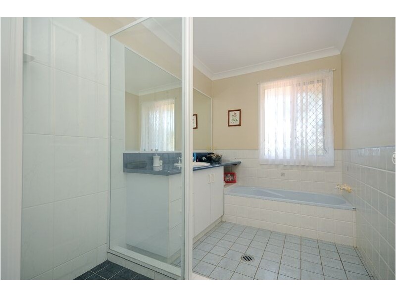 15 Caribou Court, Wilsonton QLD 4350