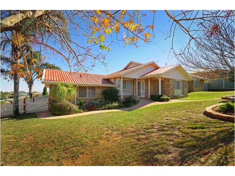 15 Caribou Court, Wilsonton QLD 4350