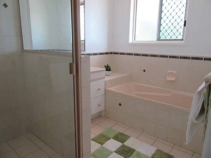 31 Station Street, Wyreema QLD 4352