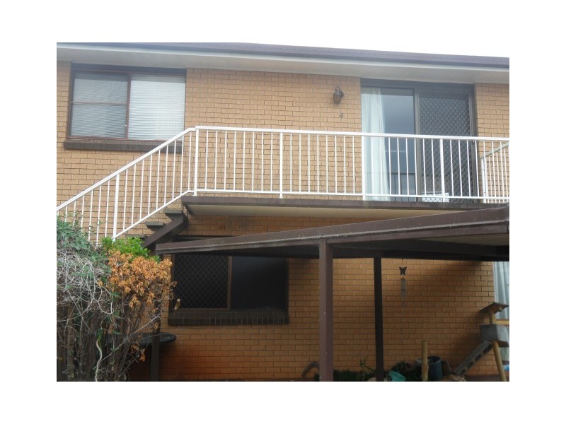 4/10 Perina Street, Wilsonton QLD 4350