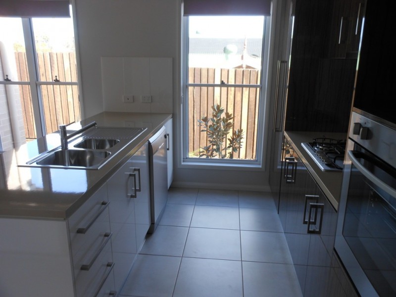 3/77 Platz Street, Darling Heights QLD 4350
