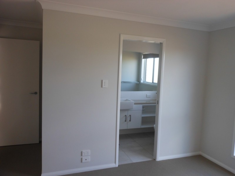 3/77 Platz Street, Darling Heights QLD 4350