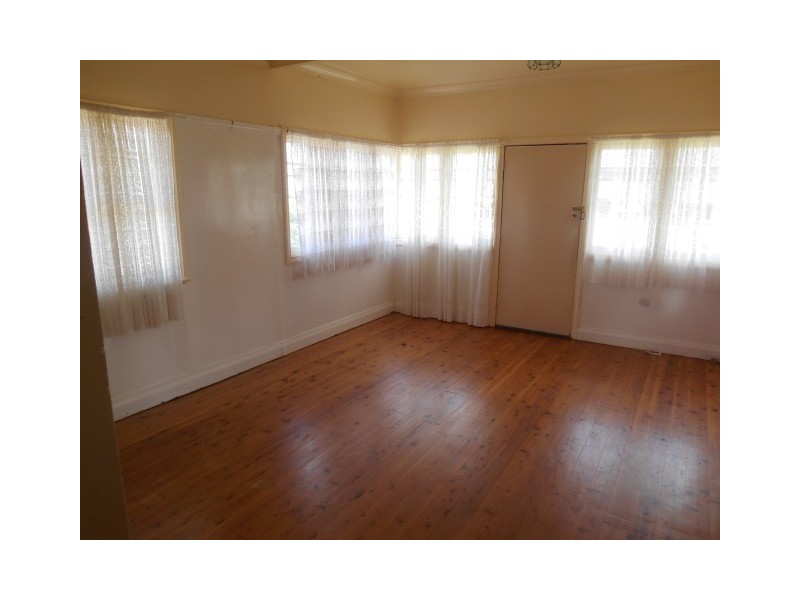 52 Holberton Street, Rockville QLD 4350