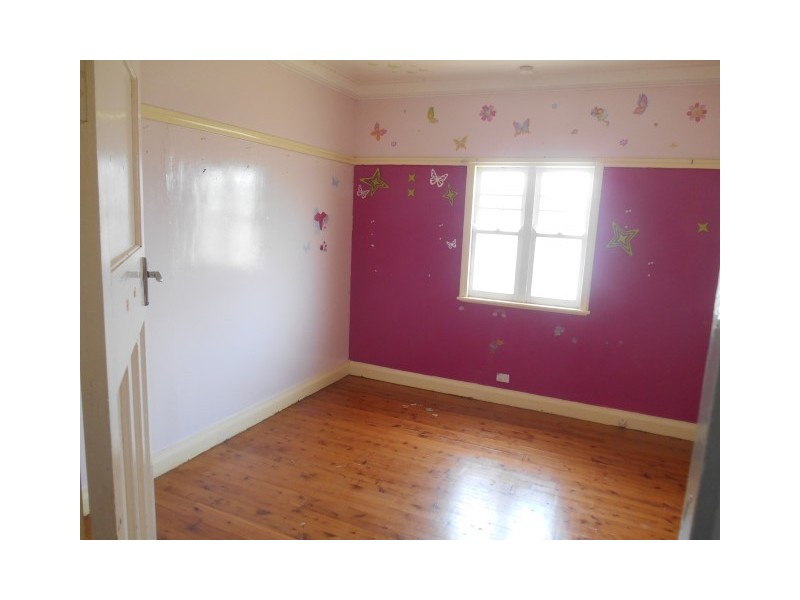 52 Holberton Street, Rockville QLD 4350