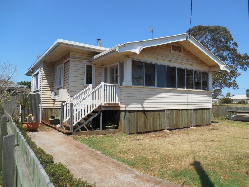 58 Hamilton Street, Newtown QLD 4350