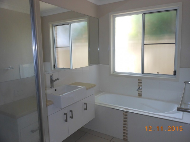 3/16a Glenvale Road, Harristown QLD 4350