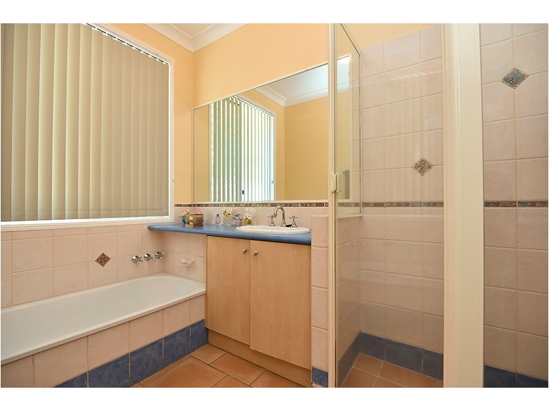 187 Spring Street, Middle Ridge QLD 4350