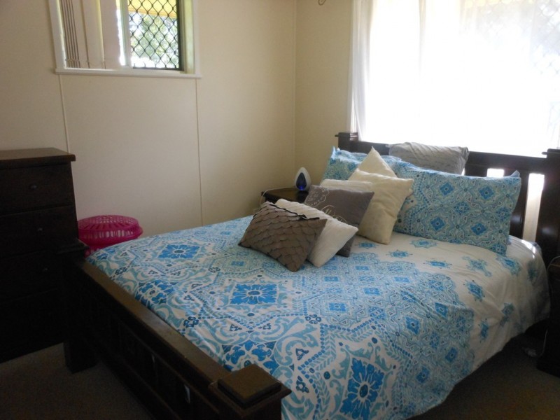 2/11 Wombyra Street, Newtown QLD 4350