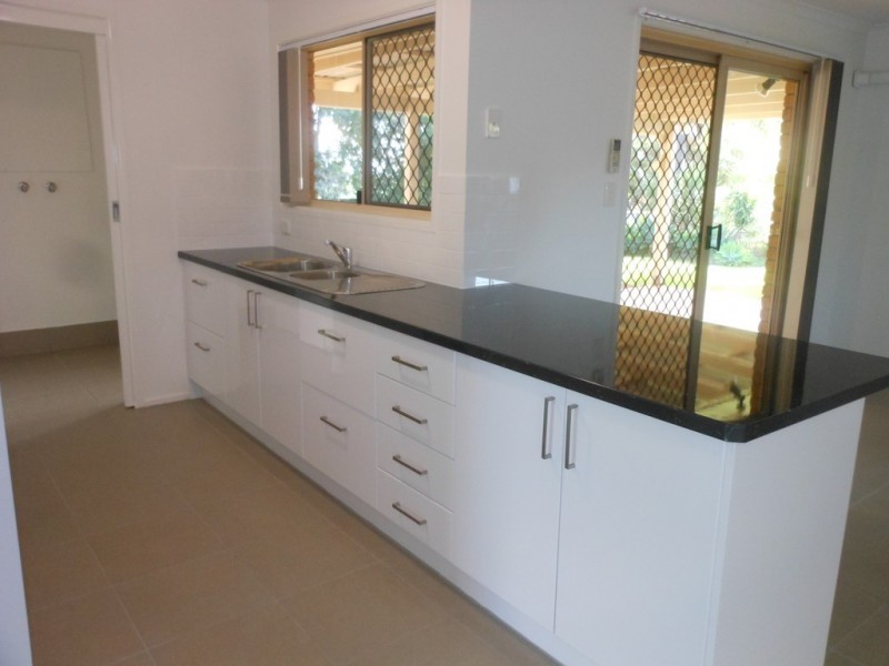 9 Kurrajong Street, Newtown QLD 4350