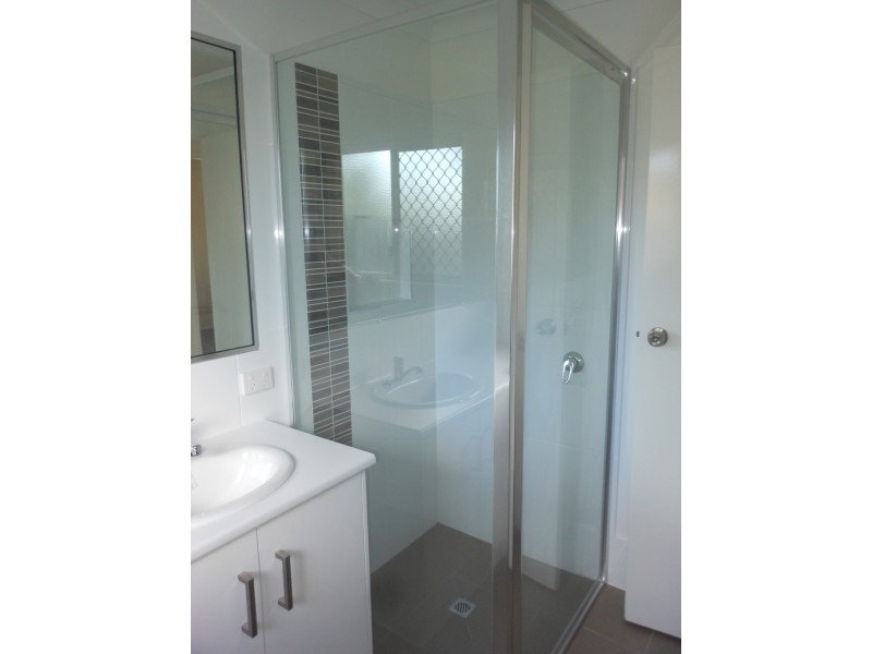 9 Kurrajong Street, Newtown QLD 4350