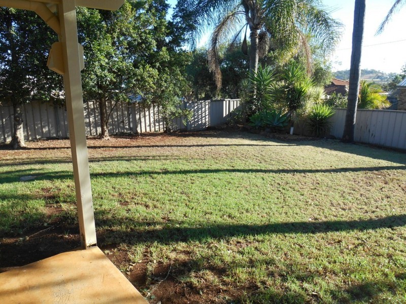 9 Kurrajong Street, Newtown QLD 4350