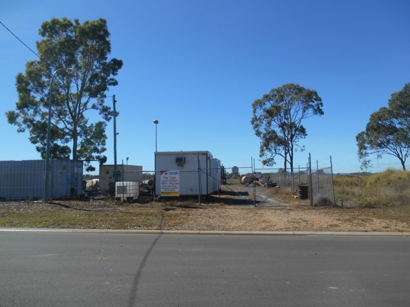 29-31 Gayle Street, Oakey QLD 4401