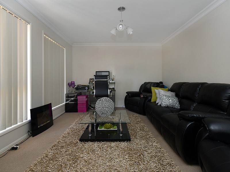 51 Berghofer Drive, Oakey QLD 4401