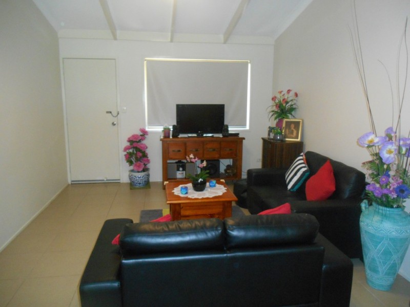 11/1 Whichello Street, Newtown QLD 4350