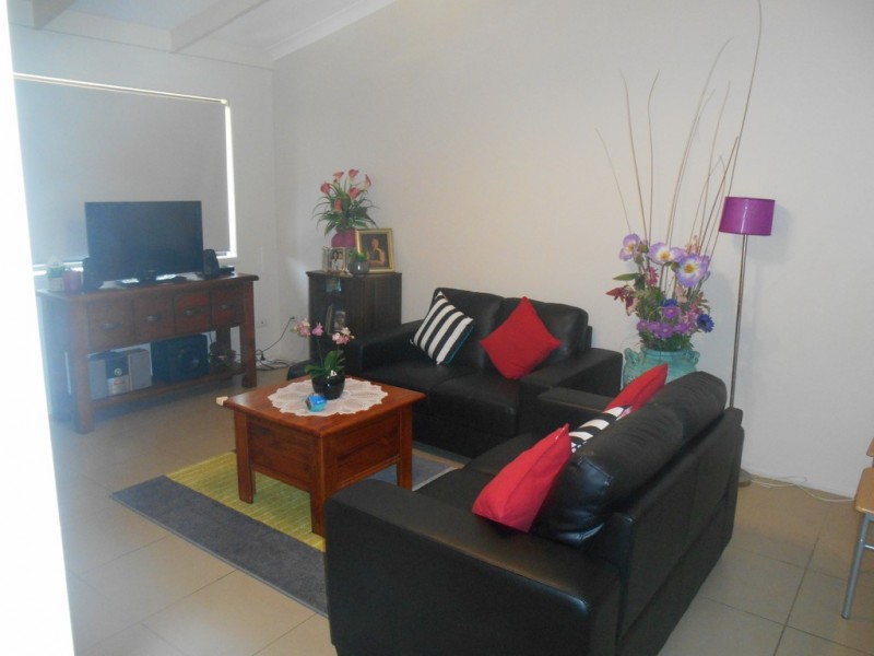 11/1 Whichello Street, Newtown QLD 4350