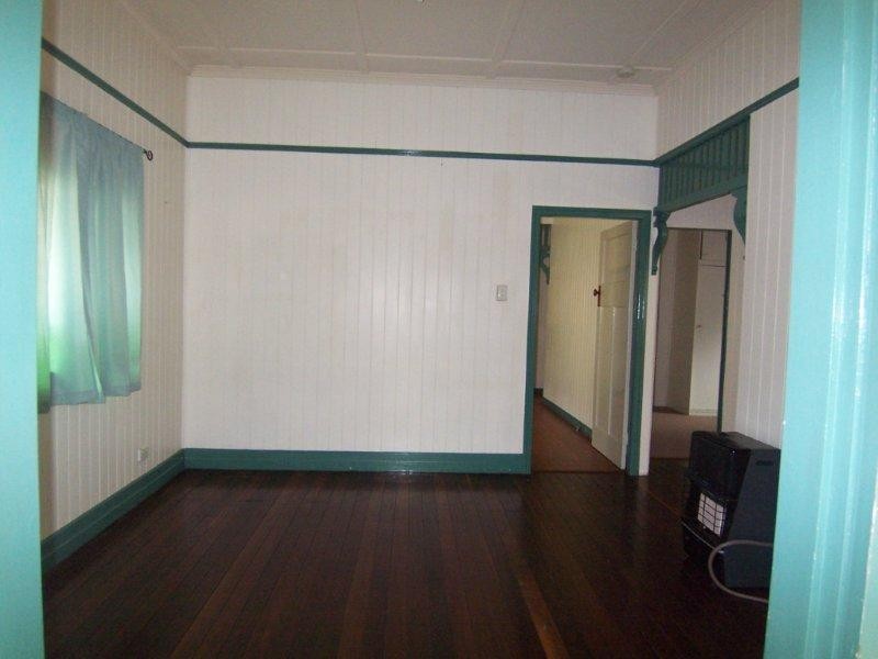 6 Hamwood Street, Toowoomba City QLD 4350