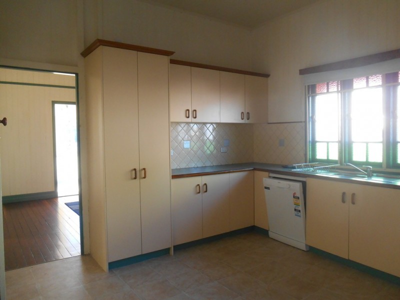 6 Hamwood Street, Toowoomba City QLD 4350