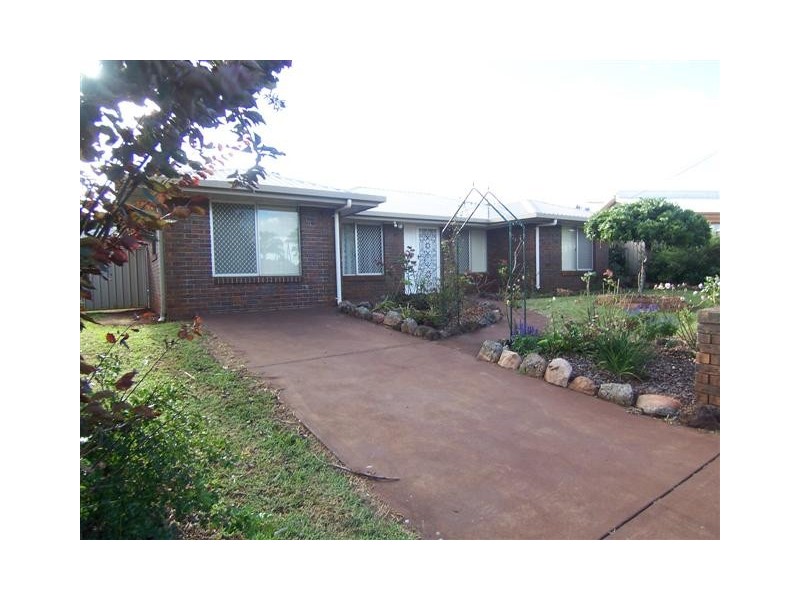 7 Shiraz Court, Wilsonton QLD 4350