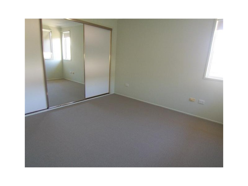 11 Gainsborough Drive, Glenvale QLD 4350