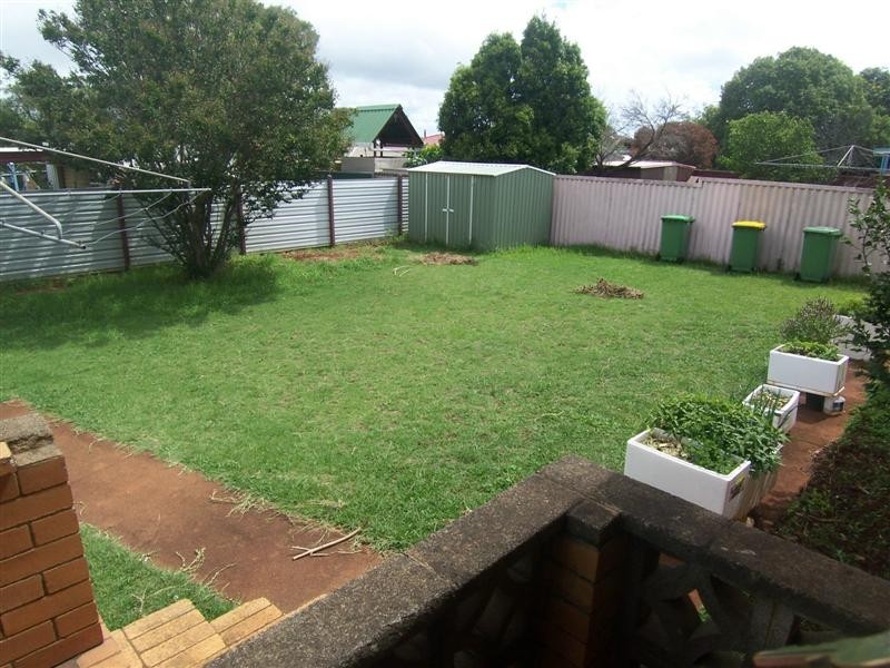 4 Rye Street, Wilsonton QLD 4350