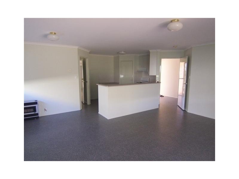 11 Gainsborough Drive, Glenvale QLD 4350