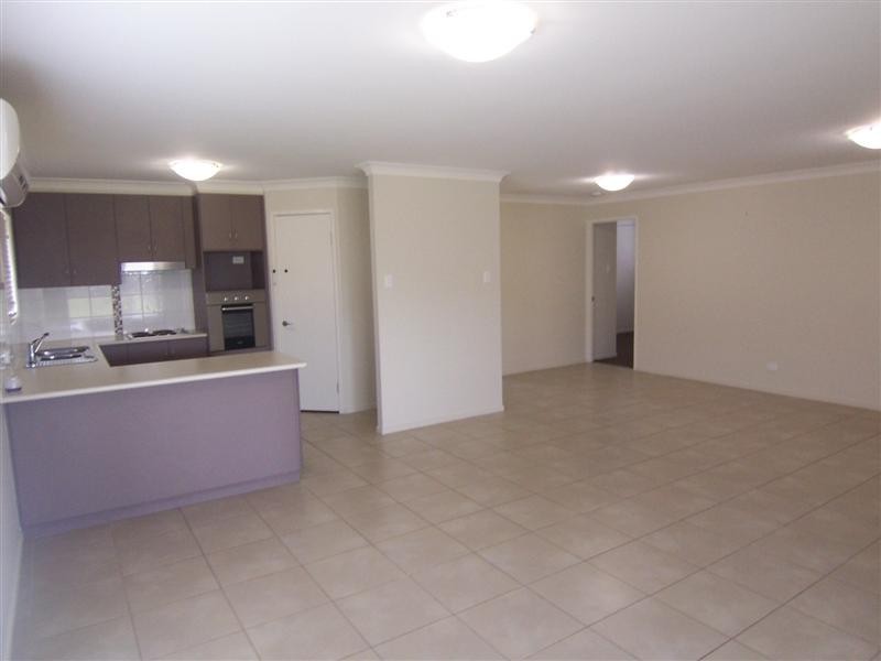 55 Whitman Street, Westbrook QLD 4350