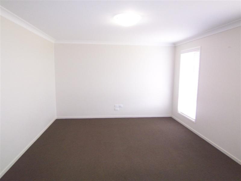 55 Whitman Street, Westbrook QLD 4350