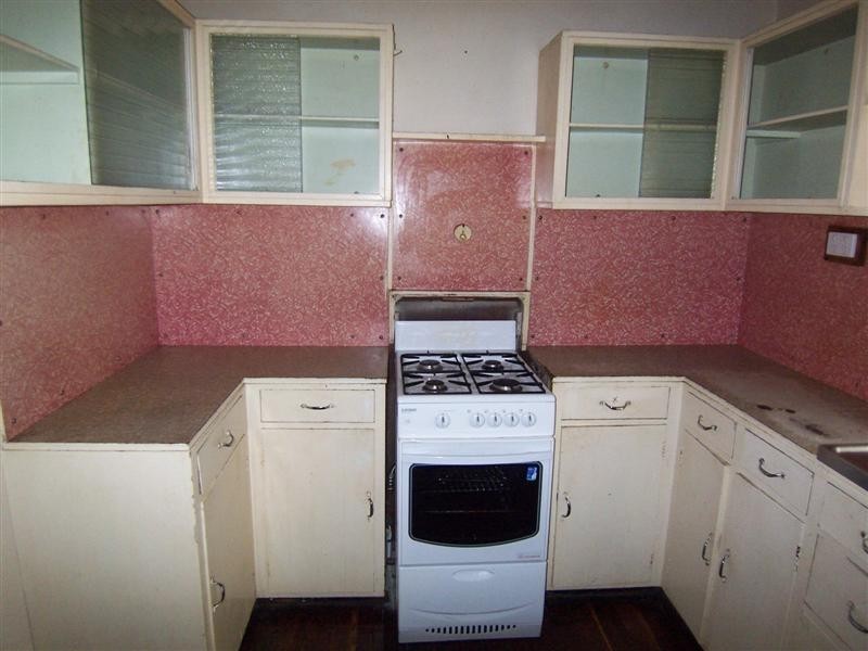 9 Park Street, Newtown QLD 4350