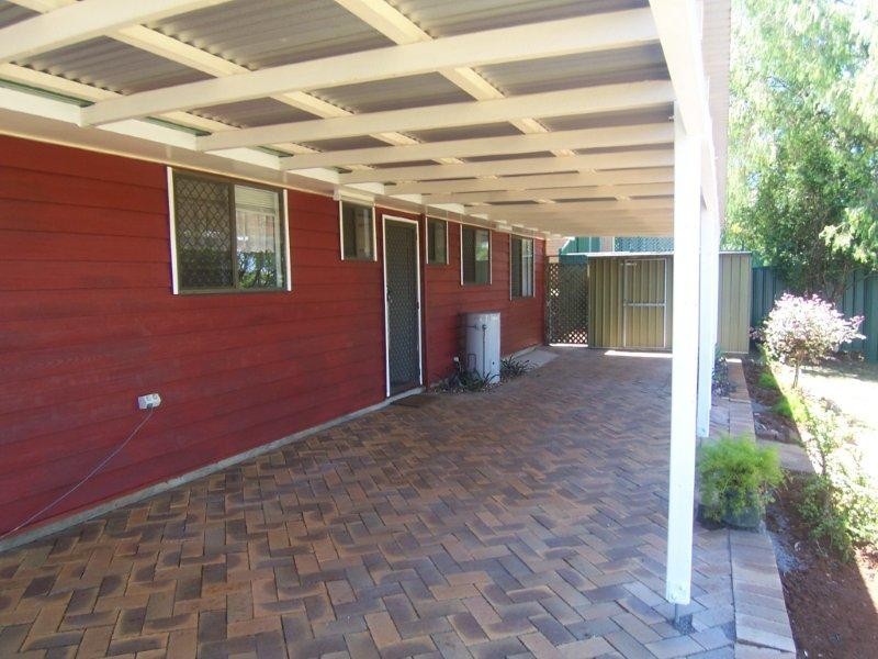 12 McWilliam Street, Wilsonton Heights QLD 4350