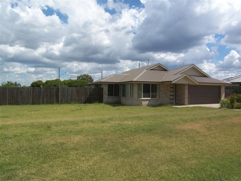 2 Bunkers Hill School Road, Westbrook QLD 4350