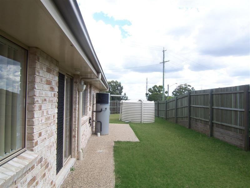 2 Bunkers Hill School Road, Westbrook QLD 4350