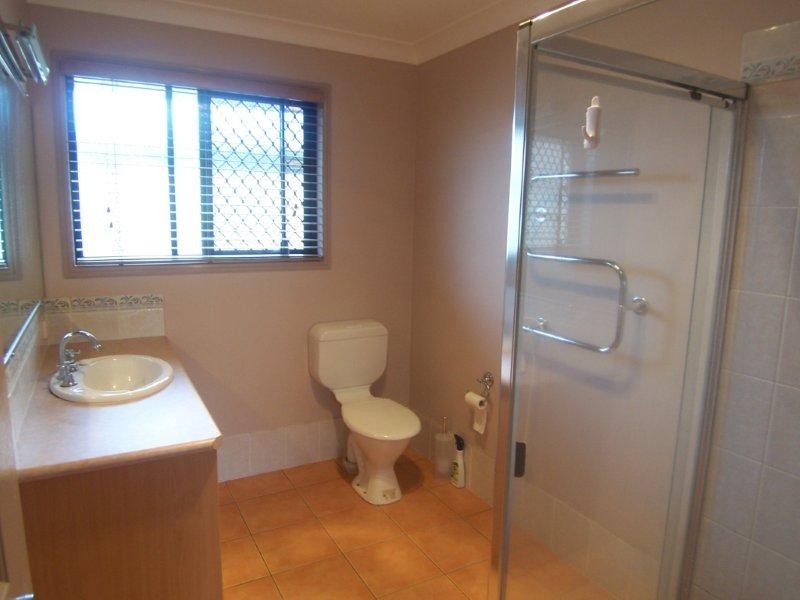 18 Patron  Cresent, Glenvale QLD 4350