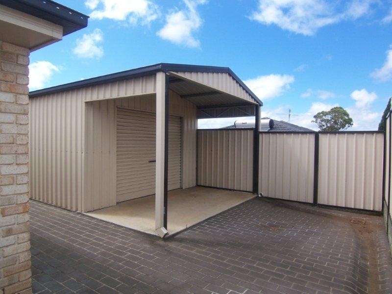 18 Patron  Cresent, Glenvale QLD 4350