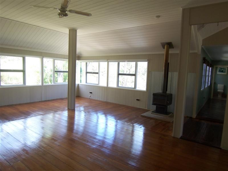 14 Phalaris court, Meringandan West QLD 4352