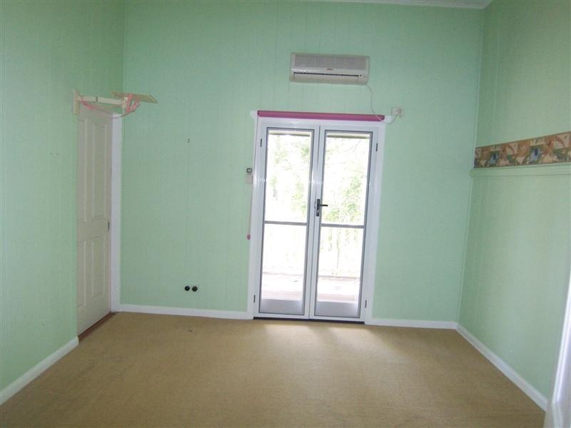 14 Phalaris court, Meringandan West QLD 4352