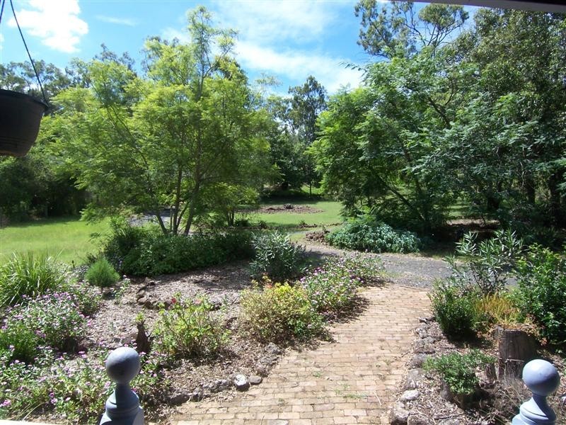14 Phalaris court, Meringandan West QLD 4352