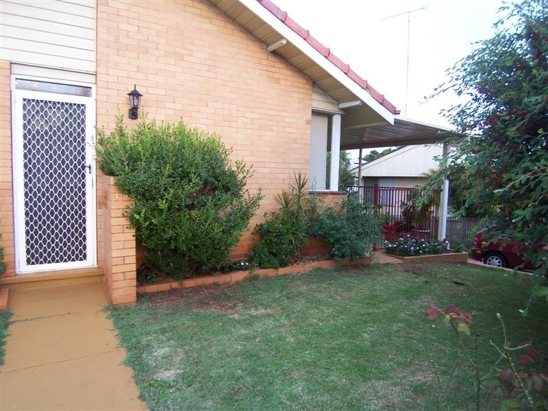 10 Elworthy Street, Toowoomba QLD 4350