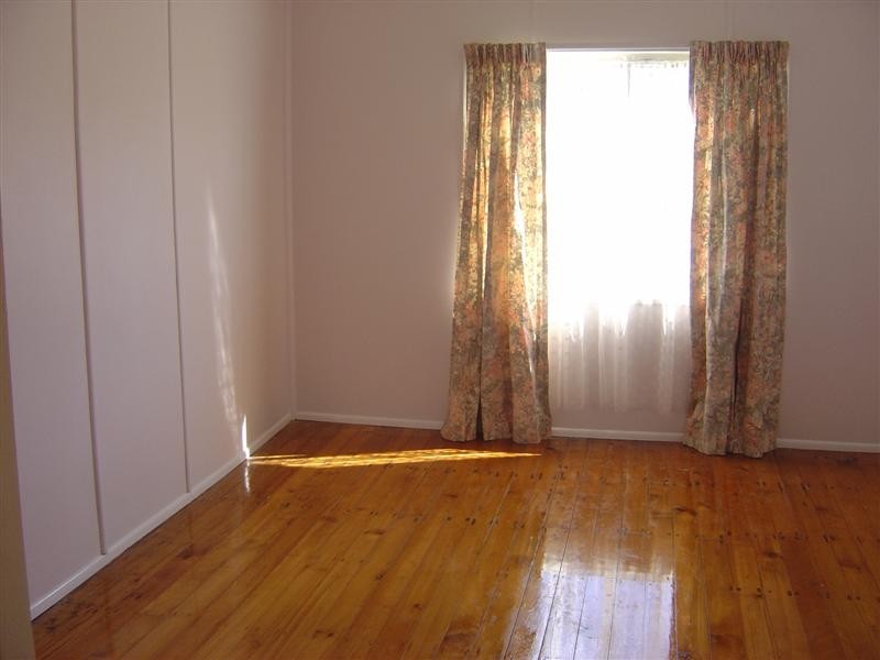 15 Davenport street, Clifton QLD 4361