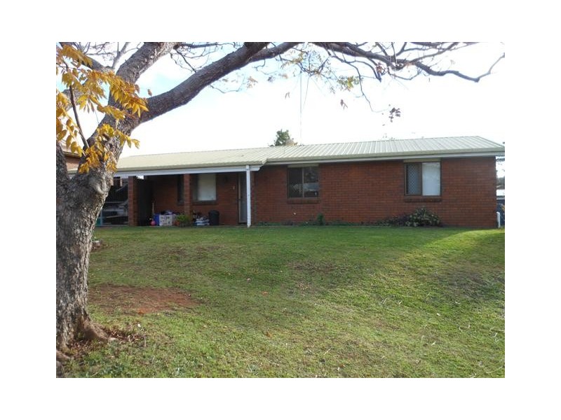 11 Sherry street, Wilsonton Heights QLD 4350